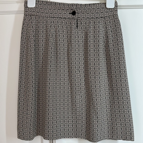 Henri Bendel Skirt NWOT Vintage Gorgeous tan and black pattern - fully lined - Picture 4 of 12